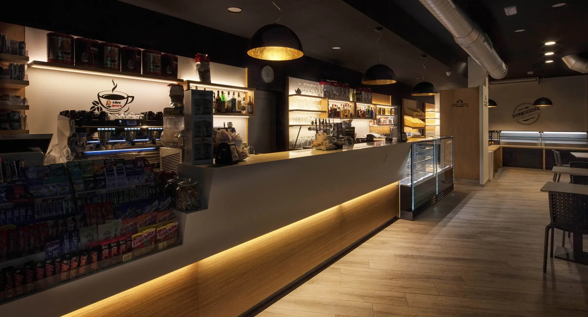 Arredamento Bar Luana