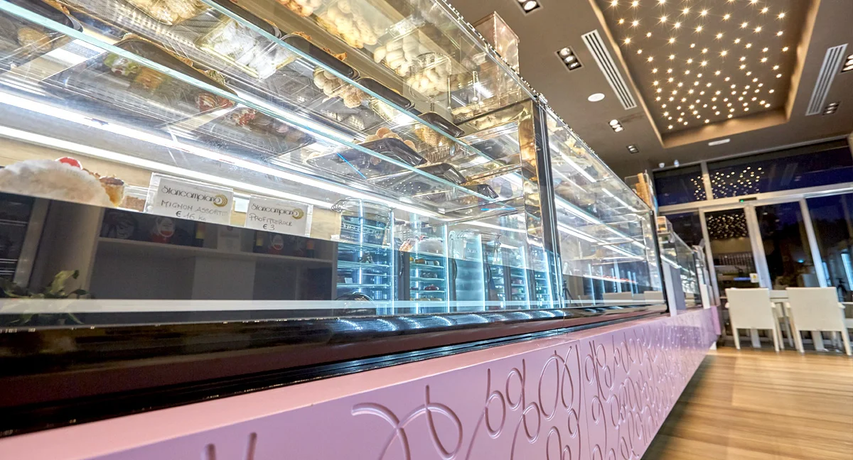 Arredo Gelateria Stancampiano