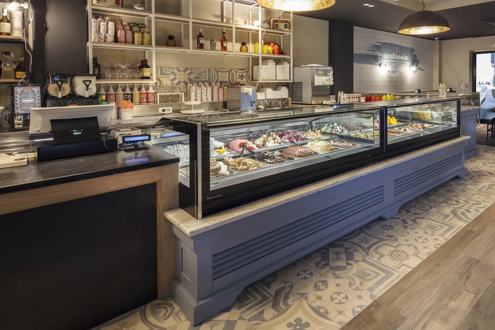 Arredo Gelateria Ambrosia
