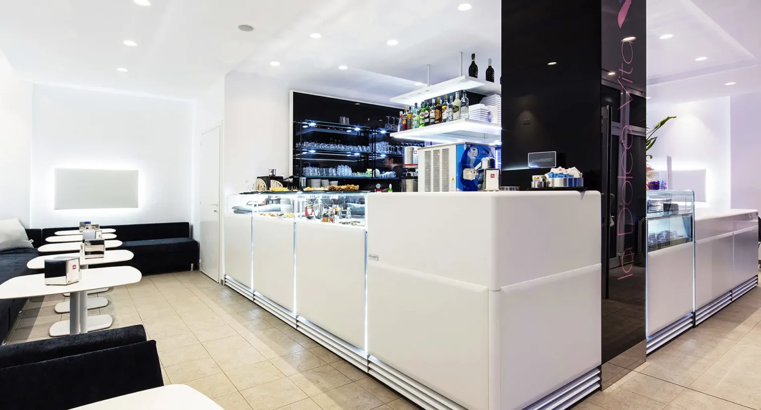 Arredo Bar La Dolce Vita