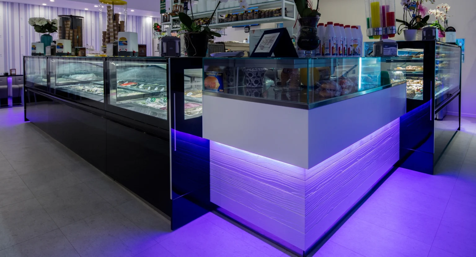 Arredo Gelateria Oasy