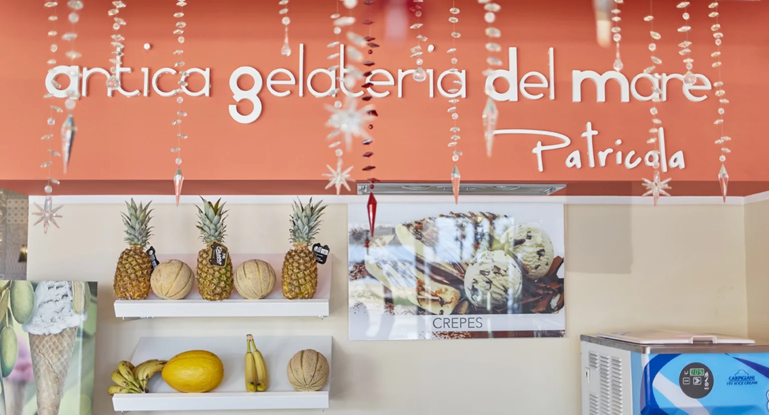 Arredo Antica Gelateria del Mare